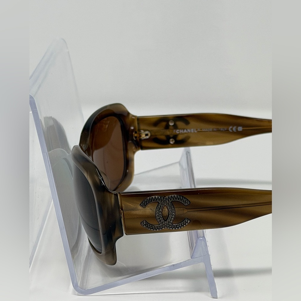CHANEL Studded CoCo Mark logo Brown Sunglasses with box and COA - Picture 6 of 10